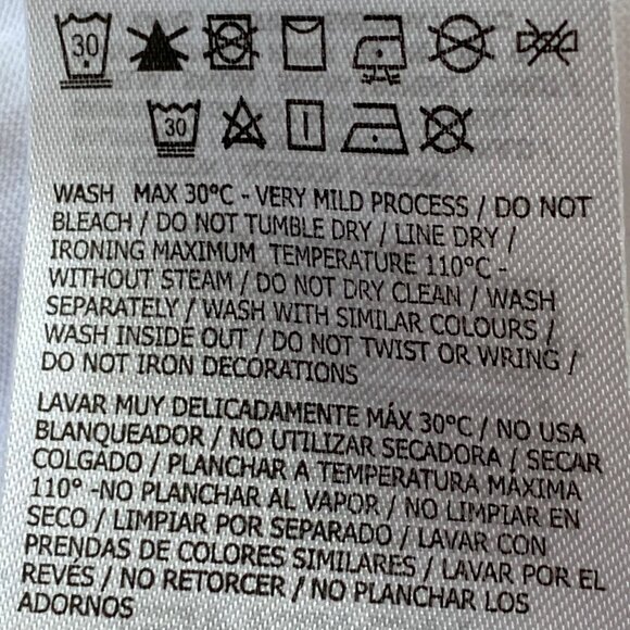 Guess White Graphic Call me Heartbreaker T-Shirt sz S - Picture 7 of 9